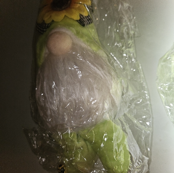 Spring gnome - Picture 3 of 3